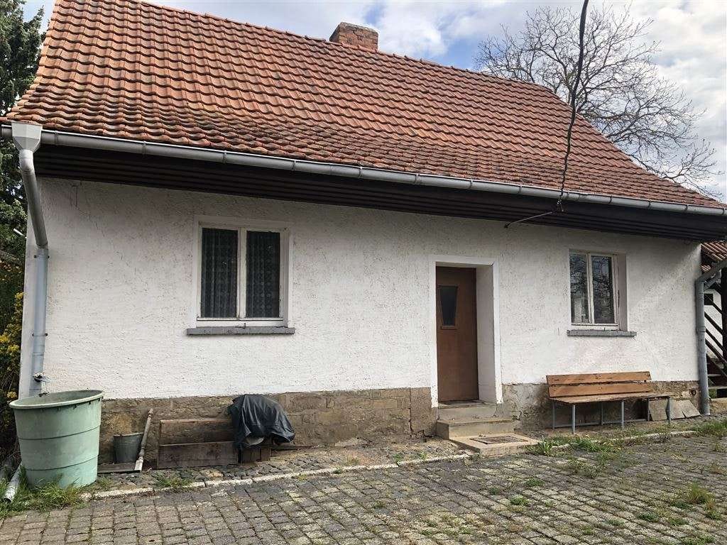 Immobilie in Greußen - EFH mit weiterem Nebengebäude als ELW oder Büro und viel Potenzial  - Bild 2