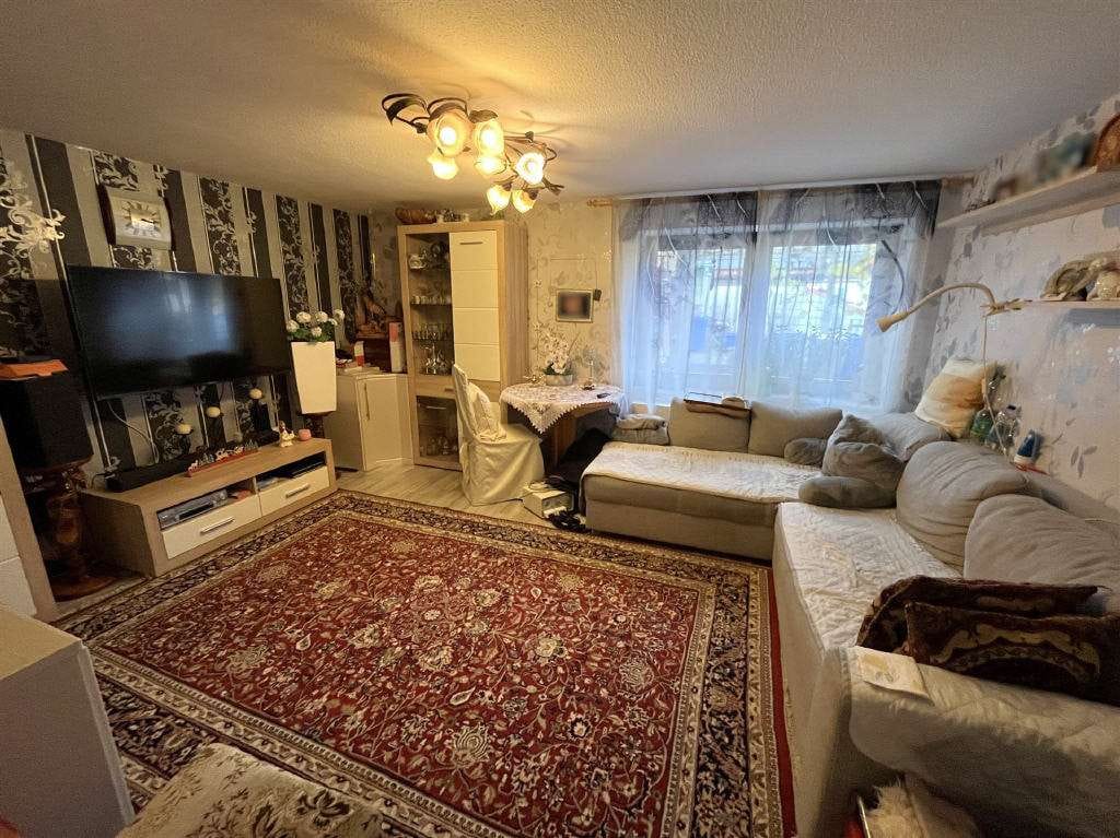 Immobilie in Allendorf - / Zweifamilienhaus mit viel Platz! - Bild 3