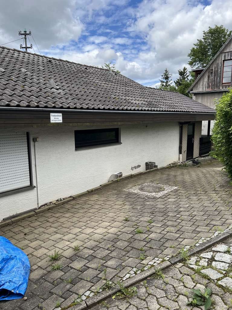 Immobilie in Zimmern ob Rottweil - großzügiges Wohnhaus in unverbaubarer Aussichtslage - Bild 2