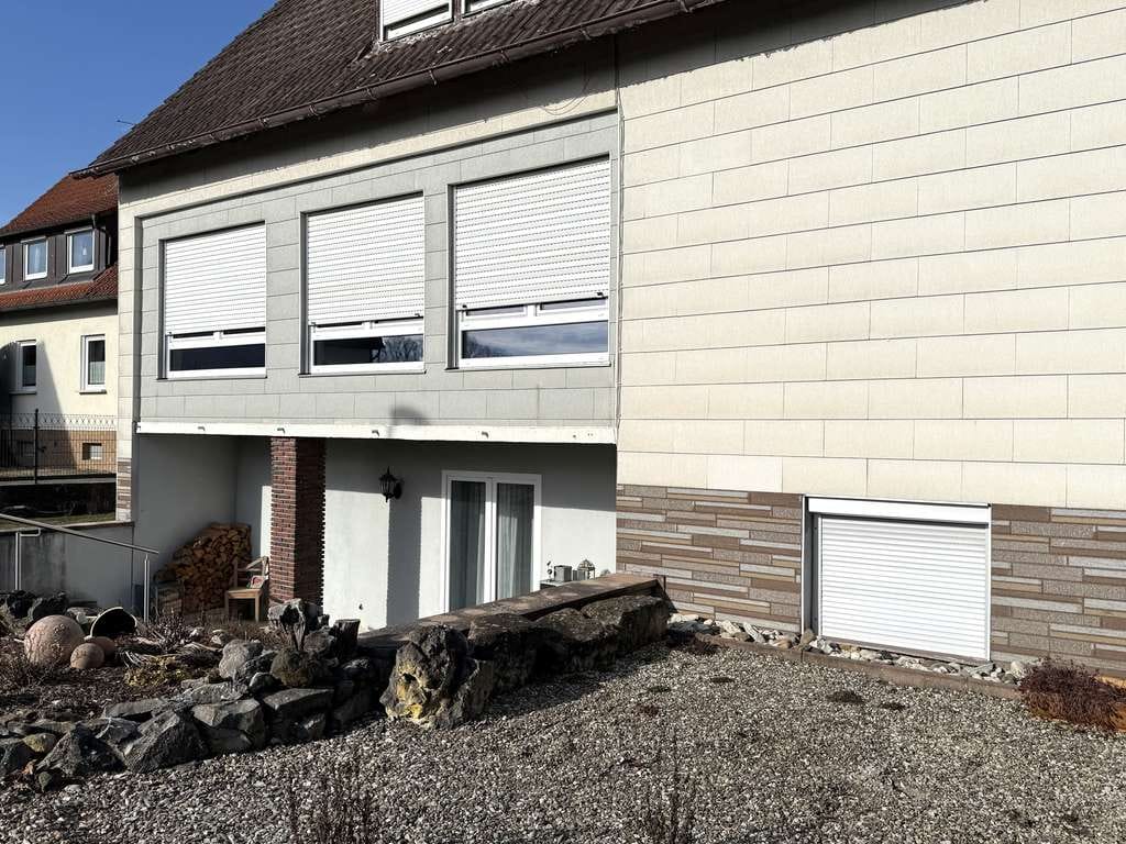 Immobilie in Dormitz - Freistehendes Einfamilienhaus mit Einliegerwohnung in begehrter Lage - Bild 1