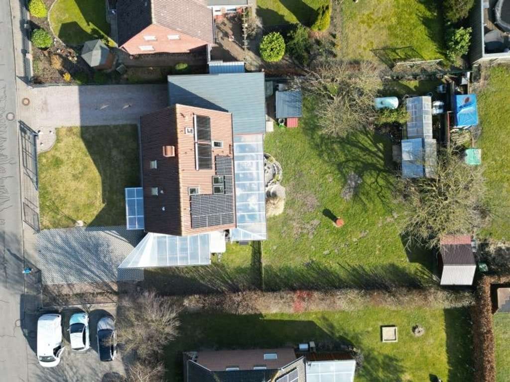 Immobilie in Kaiser-Wilhelm-Koog - Nordseenahes Einfamilienhaus bei Friedrichskoog mit Wohnmobil-Carport und Platz fürs Hobby - Bild 3
