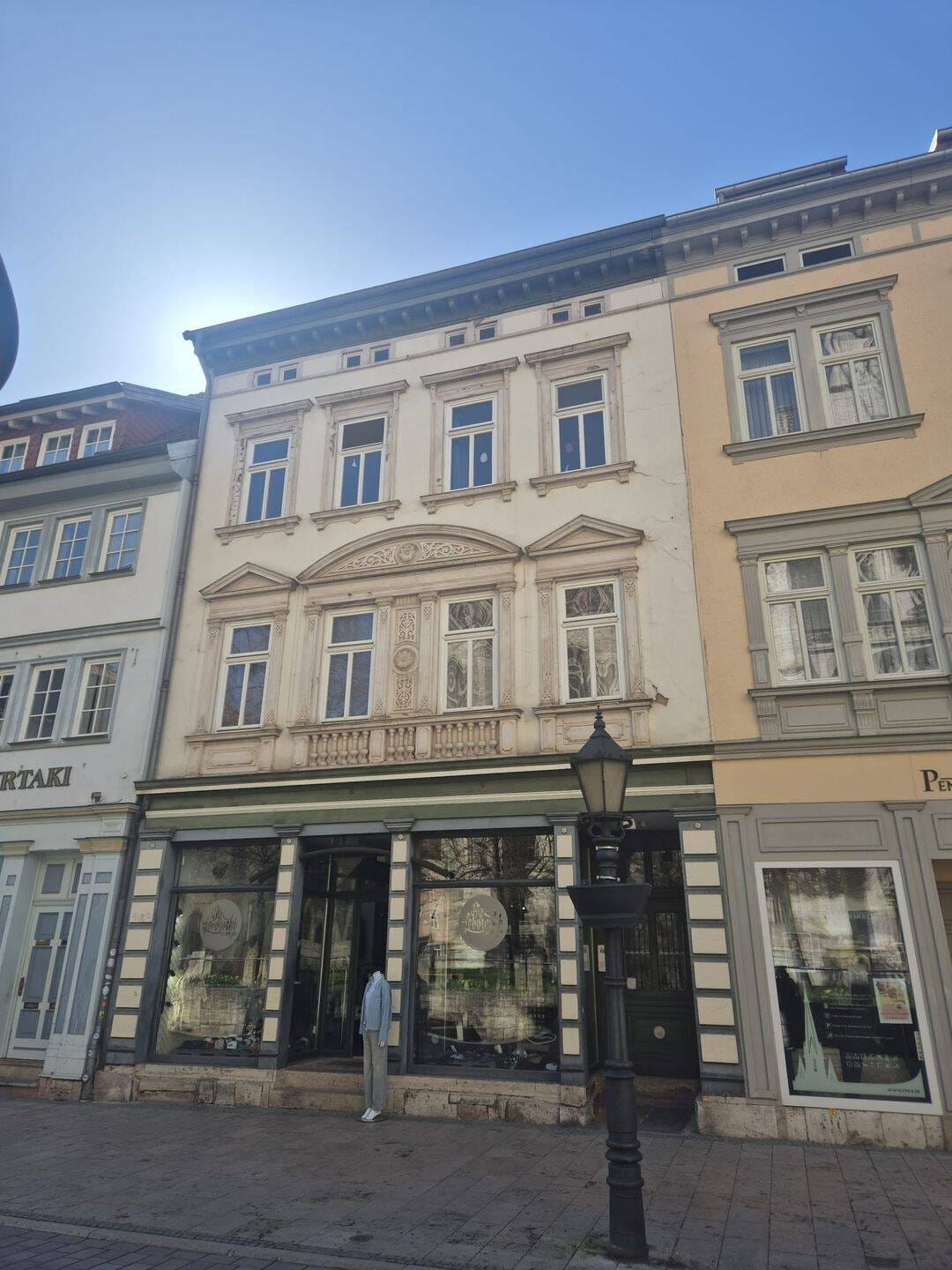 Immobilie in Mühlhausen - Kapitalanlage / Geldanlage: Wohn- und Geschäftshaus mit 3 Wohneinheiten und 1 Gewerbeeinheit in "Top"-Lage - Bild 0