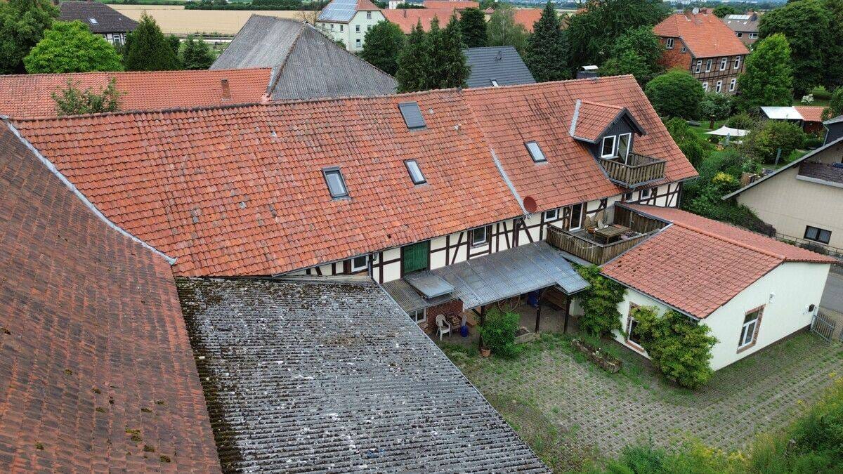 Immobilie in Bockenem - Großzügiger Resthof mit 5 WE - Bild 1