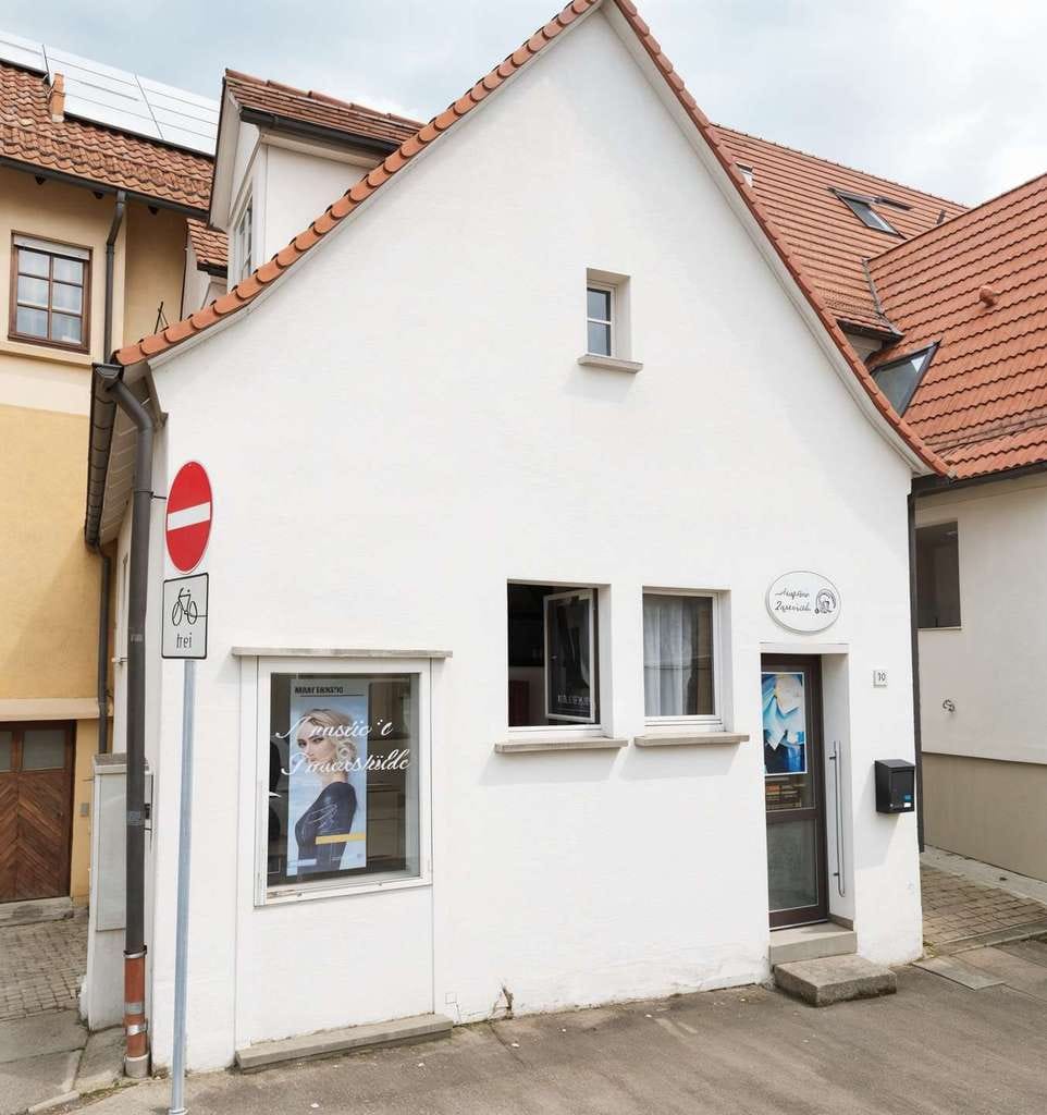 Immobilie in Bietigheim-Bissingen - Kleines Häuschen in zentraler Lage - Bild 1