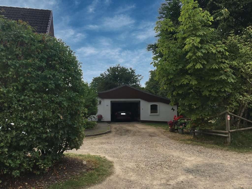 Immobilie in Süsel - Einfamilienhaus mit großem Grundstück - Bild 2