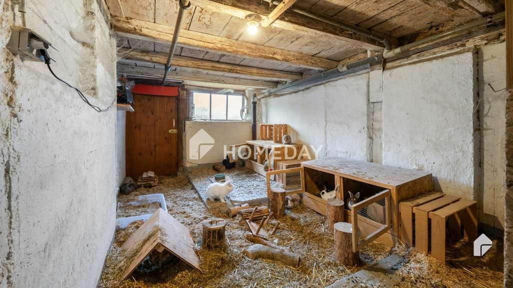 Immobilie in Wutach - Gepflegtes Bauernhaus mit Charme & Potenzial: 2200 m² Grundstück, Scheune & Wohnmöglichkeiten - Bild 3