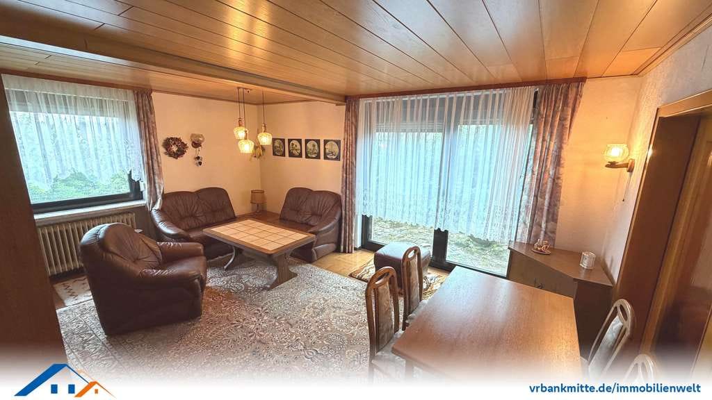 Immobilie in Bilshausen - Vielseitiges Zweifamilienhaus mit Garten und Fernblick - Bild 3