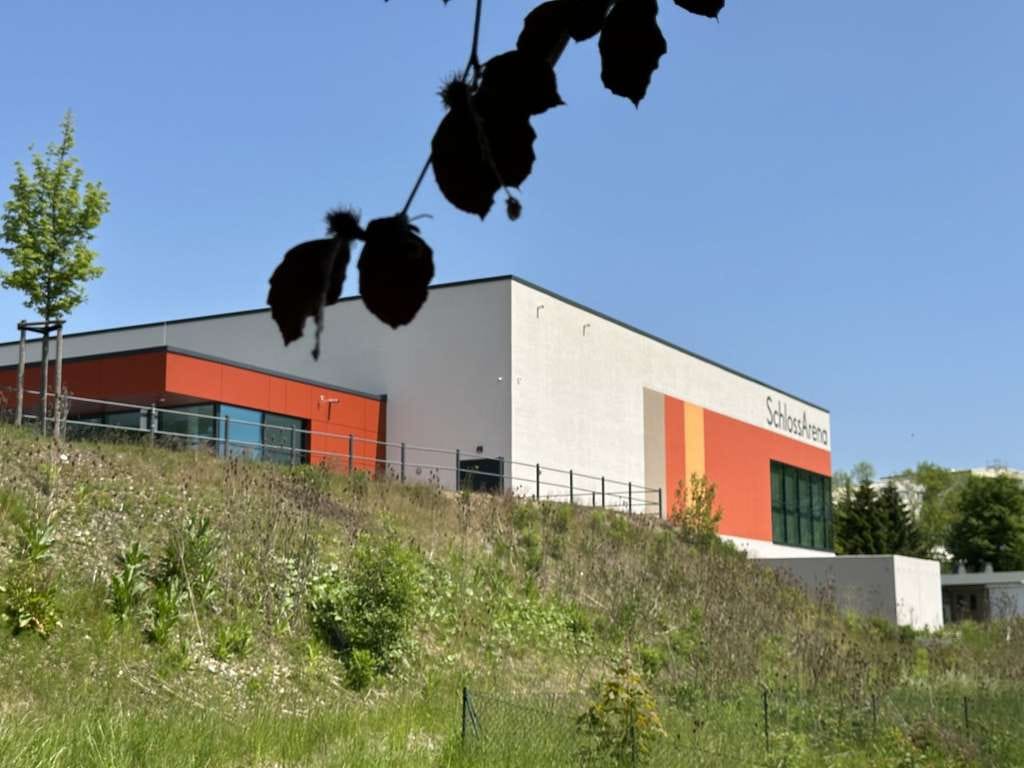 Immobilie in Auerbach/Vogtland - Vermietete Maisonette-WE, Balkon, Tageslichtbad, TG-Stpl. in Auerbach/V.! - Bild 3