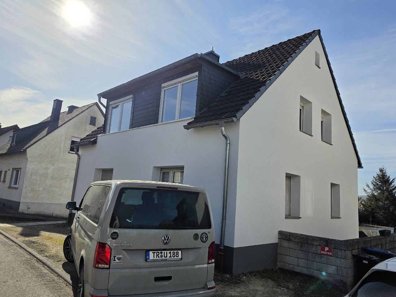 Immobilie in Schweich - Charmante DG-Wohnung mit Weitblick, Garten  und  Speicher - Bild 1