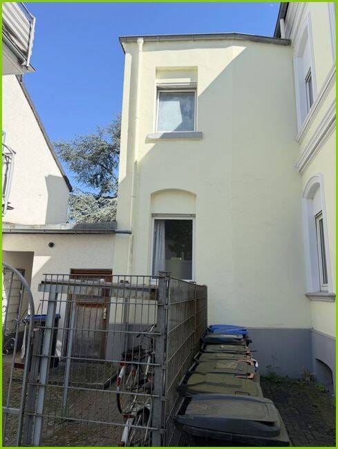 Immobilie in Hamm - Mehrfamilienhaus mit Altbaucharme, Bahnhofsnähe und Entwicklungspotenzial in zentraler Lage von Hamm - Bild 3