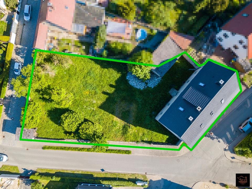 Immobilie in Nebra (Unstrut) - Massives Wohnhaus im Herzen von Nebra, entkernt, neu eingedeckt und bereit für den Ausbau - Bild 0