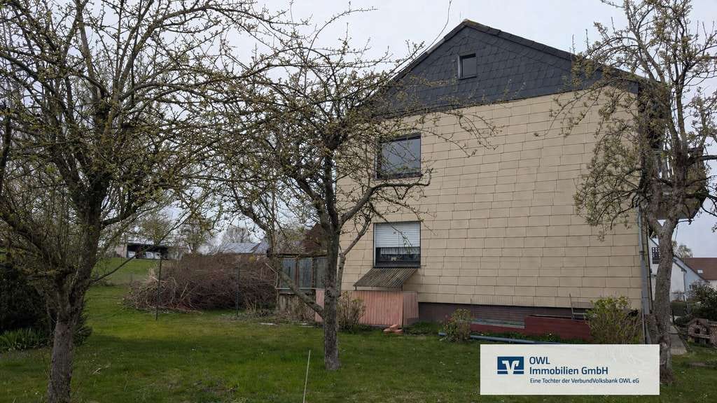 Immobilie in Altenbeken - Eigentum auf großem Grundstück mit viel Potenzial - Bild 0