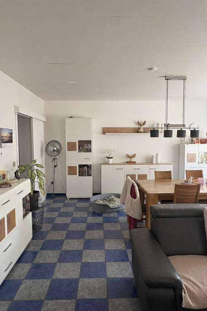 Immobilie in Neckarwestheim - Familienfreundliche, ruhig gelegene Doppelhaushälfte mit großzügiger Terrasse/ Garten und Garage - Bild 2