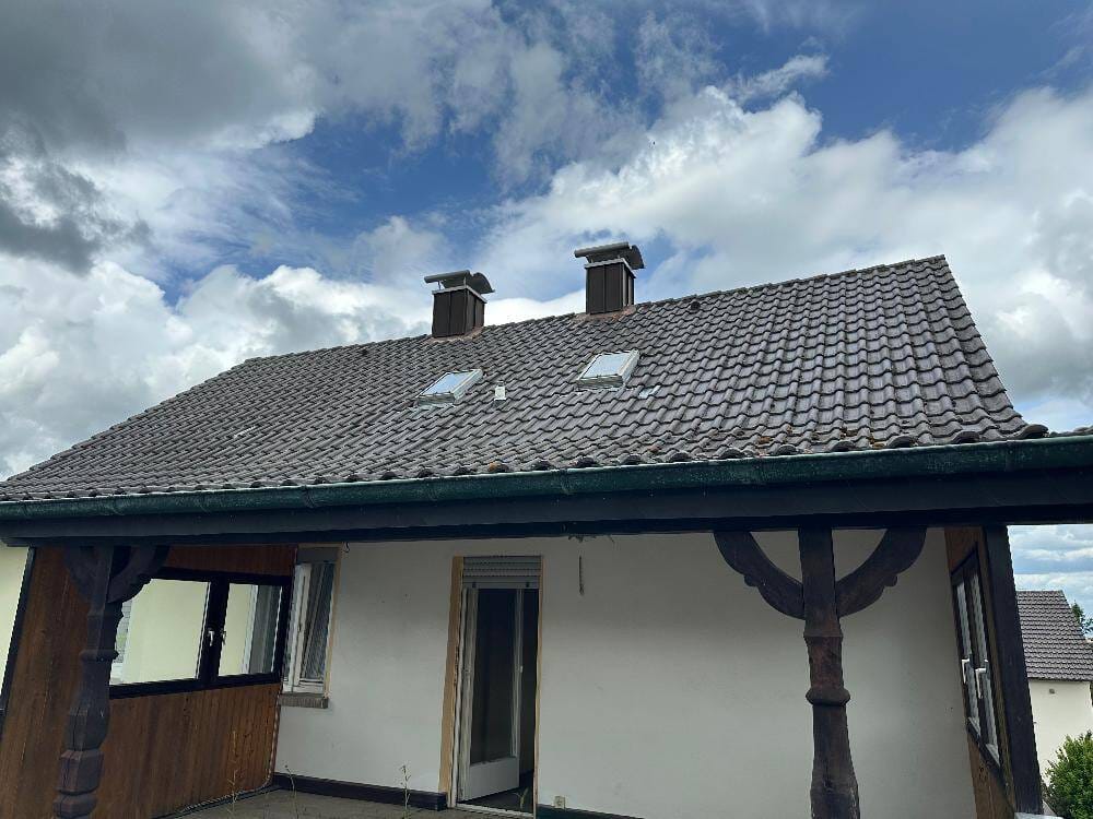 Immobilie in Neubrunn - Vielfältige Möglichkeiten für Familien und Handwerker - Bild 2