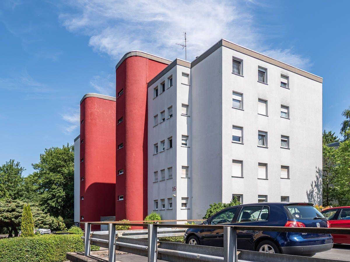 Immobilie in Arnsberg - Kapitalanlage: Vermietete 3-Zimmer-Eigentumswohnung mit Balkon und Tiefgaragenstellplatz - Bild 0