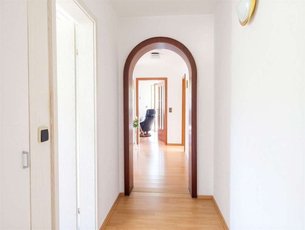 Immobilie in Senden - ++TOP LAGE SENDEN 5,72% Rendite++ 3 Fam.-Haus mit Potential, 3 Garagen und 850 m² Grund - Bild 2