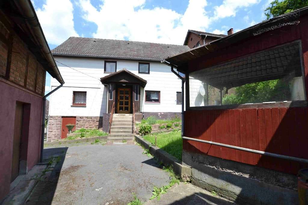 Immobilie in Bodenwerder - Einfamilienhaus mit Scheune und Weserblick in 37619 Rühle - Bild 2