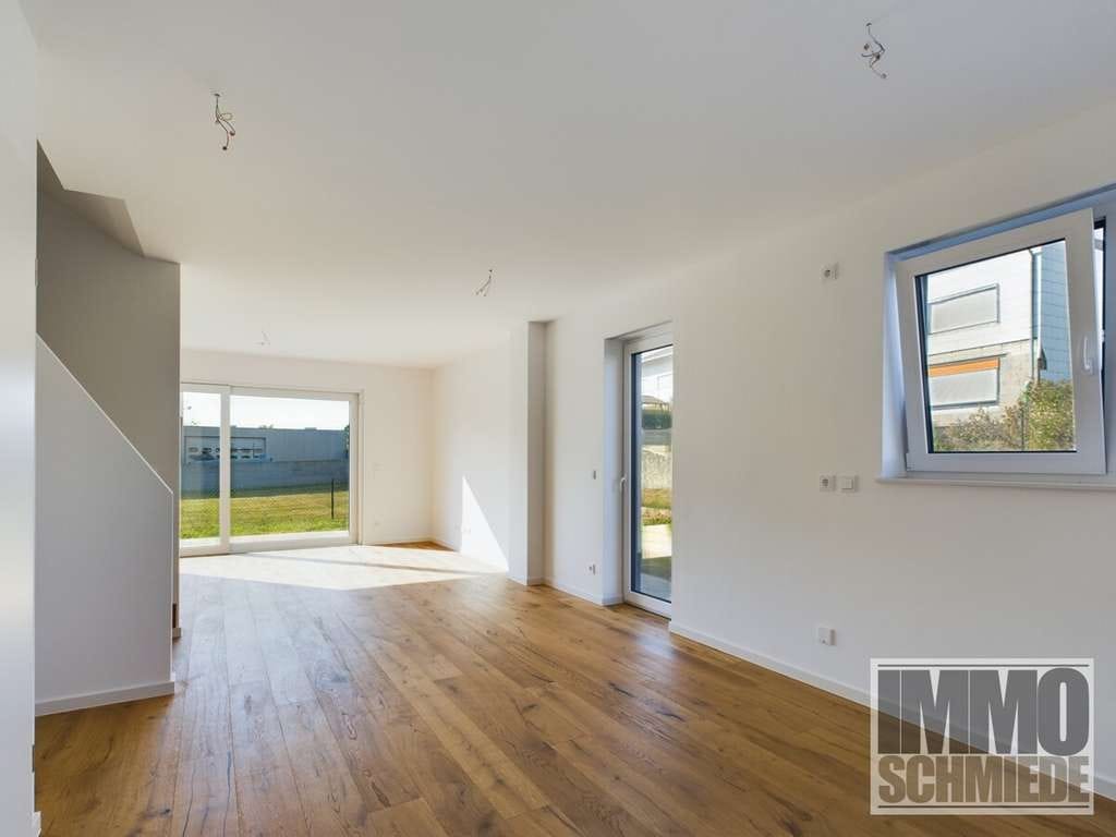 Immobilie in Reiskirchen - Neubau: Doppelhaushälfte in Reiskirchen / Burkhardsfelden - Bild 3