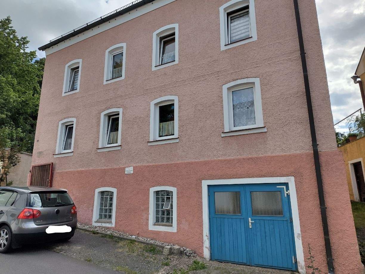 Immobilie in Marktredwitz - Historisches Mehrfamilienhaus mit Charakter - Kapitalanlage mit Perspektive - Bild 2