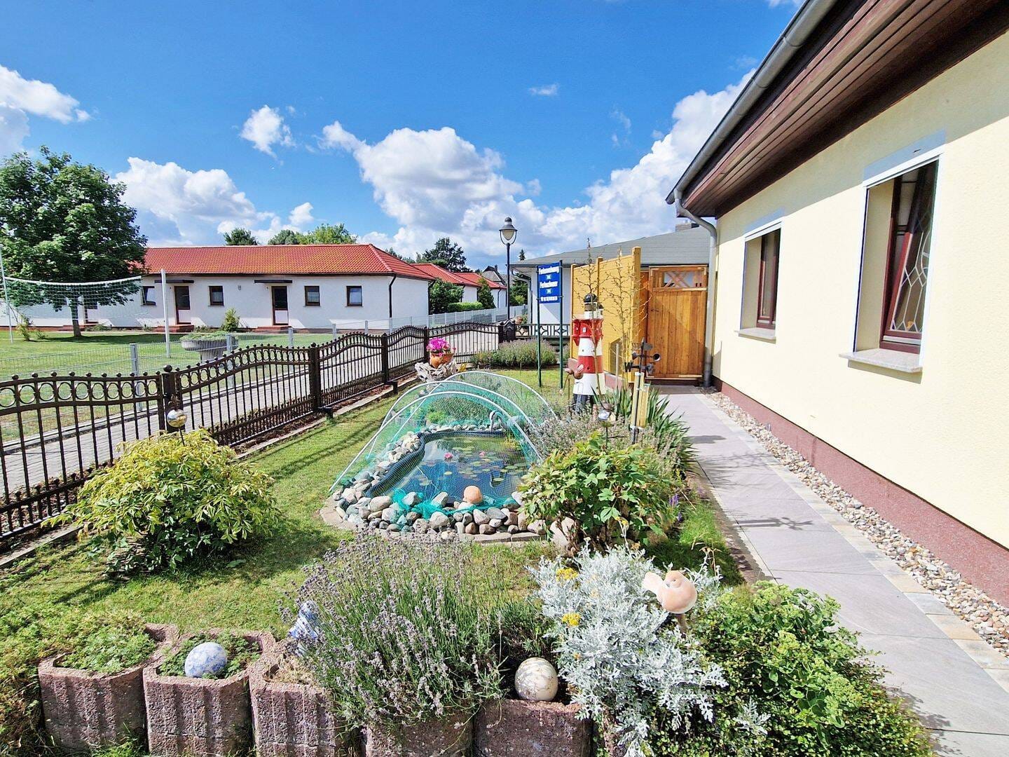Immobilie in Karlshagen - großzügiges Einfamilienhaus mit separater Ferienwohnung im Ostseebad Karlshagen - Bild 4