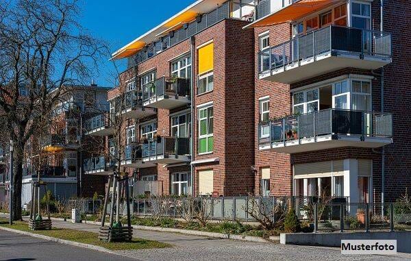 Immobilie in Herne - Vierfamilienhaus mit Ladenlokal und 4-5 Garagen - Bild 0