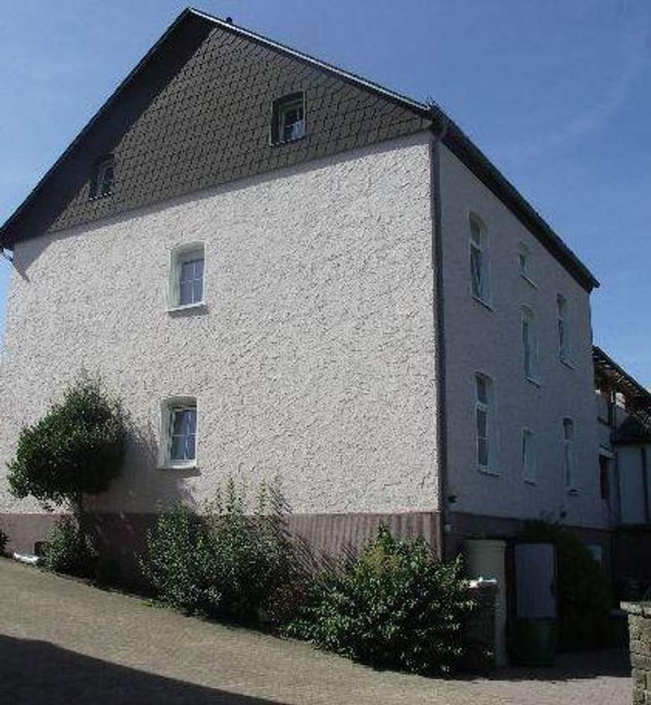 Immobilie in Stadtkyll - EFH mit Ferienwohnung oder Einlieger u. Gästezimmer u. 2 Gartenhäuser - Bild 3