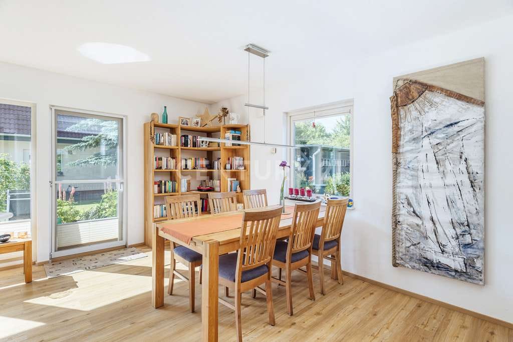 Immobilie in Pölchow - Wohnidyll mit Wintergarten, Kamin und Ferienhaus - Bild 4