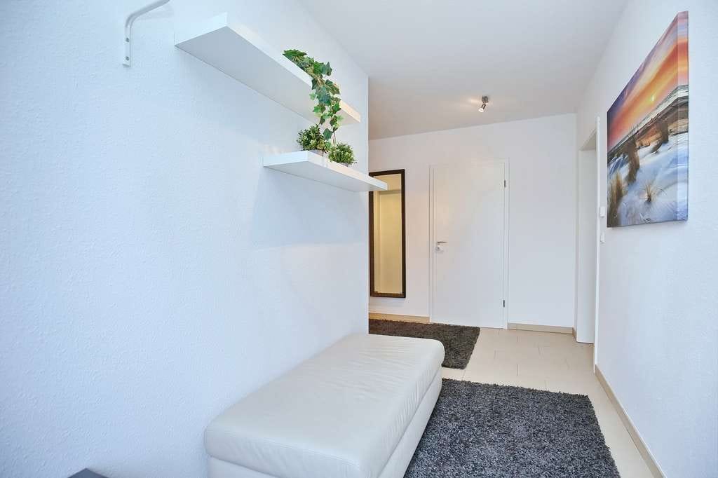 Immobilie in Boltenhagen - Freistehendes Wohnhaus mit 3 Wohneinheiten und riesigem Grundstück - Bild 2