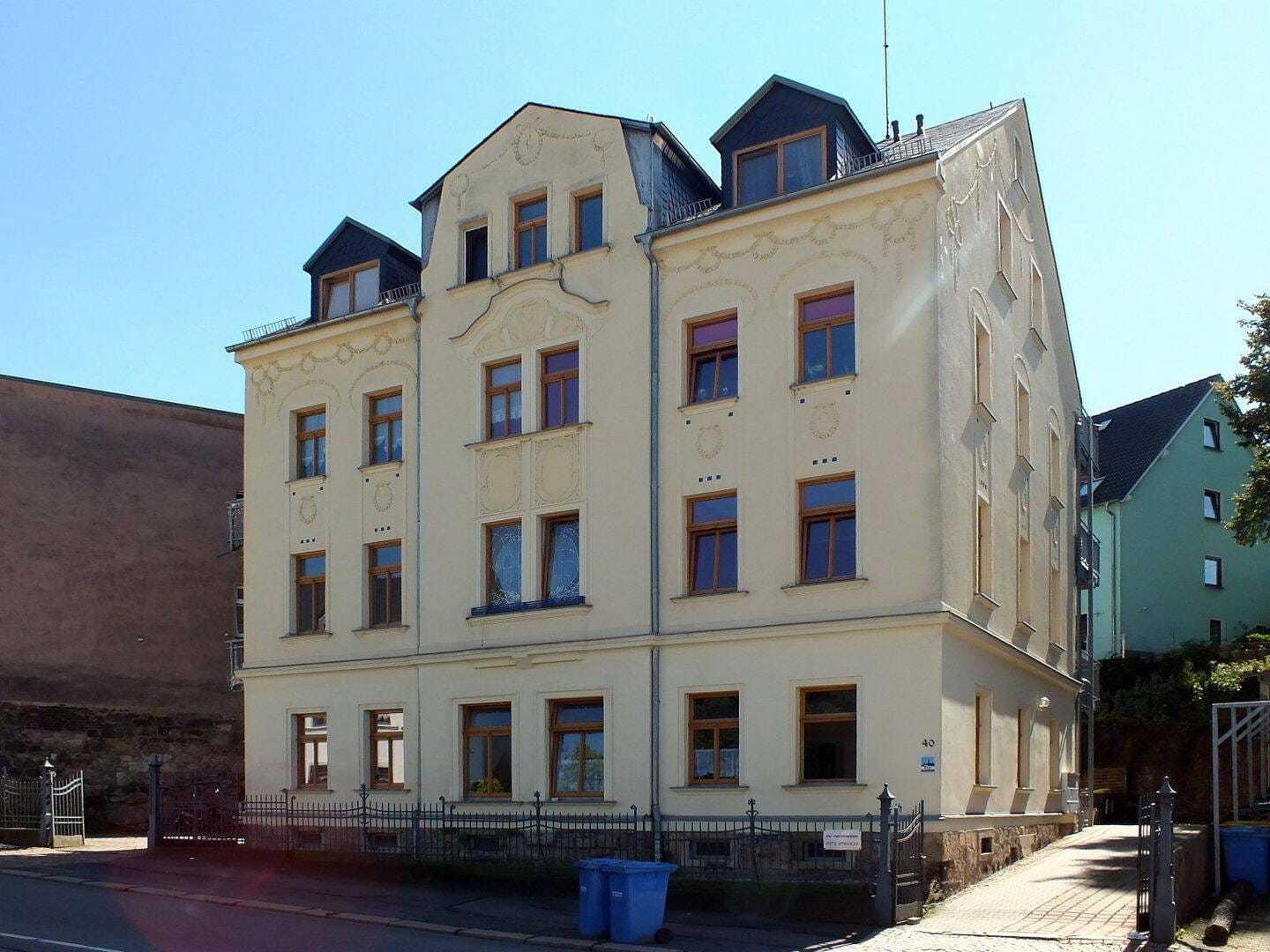 Immobilie in Hartmannsdorf bei Kirchberg - Leerstehende, helle 2-Raumwohnung mit EBK in Kirchberg! Denkmalschutz! - Bild 0
