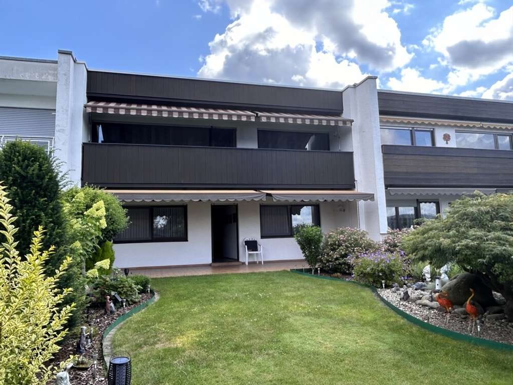 Immobilie in Erlenbach am Main - Waldrandlage genießen: Einfamilienhaus mit Garten und herrlichem Ausblick! - Bild 0