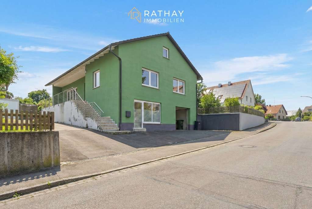 Immobilie in Pfakofen - Gepflegtes Einfamilienhaus mit Garage & Garten – sofort bezugsfertig - Bild 0