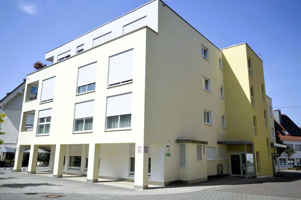 Immobilie in Neuffen - Modernes, barrierefreies Wohnjuwel mit 45 m² Sonnenterrasse im ruhigen Herzen von Neuffen ! - Bild 2
