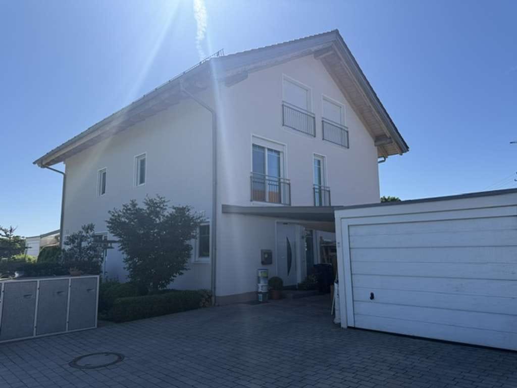 Immobilie in Weßling - Neuwertige DHH (KfW-Effizienzhaus 75) - Wärmepumpe - Neuwertig -  zum Selbstbezug ab Frühjahr 2027 - Bild 1