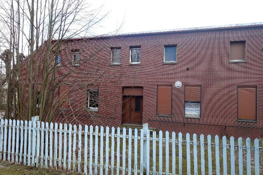 Immobilie in Plessa - Großzügiges Wohnhaus mit Gewerbeeinheit und weitläufigen Grundstück - Bild 1