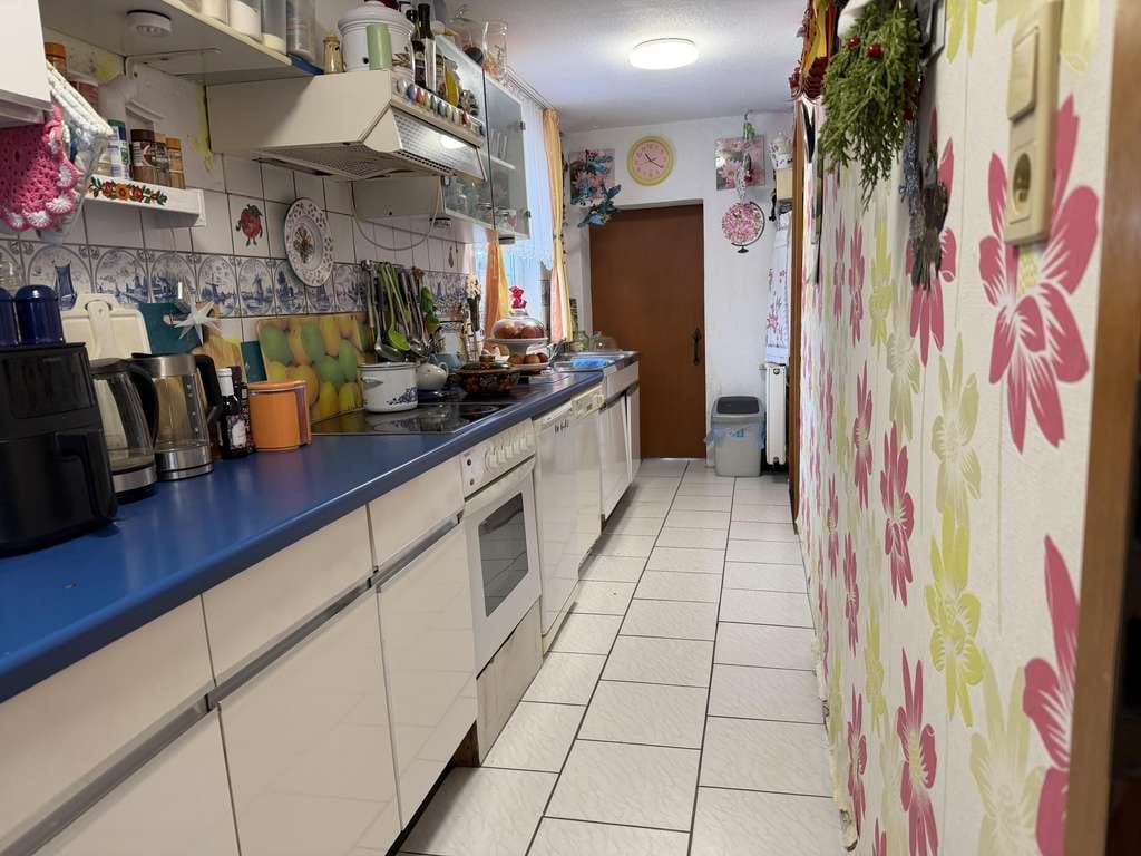 Immobilie in Blomberg - Einfamilienhaus mit Ferienwohnung in Blomberg - individuell nutzbar!  - Bild 2