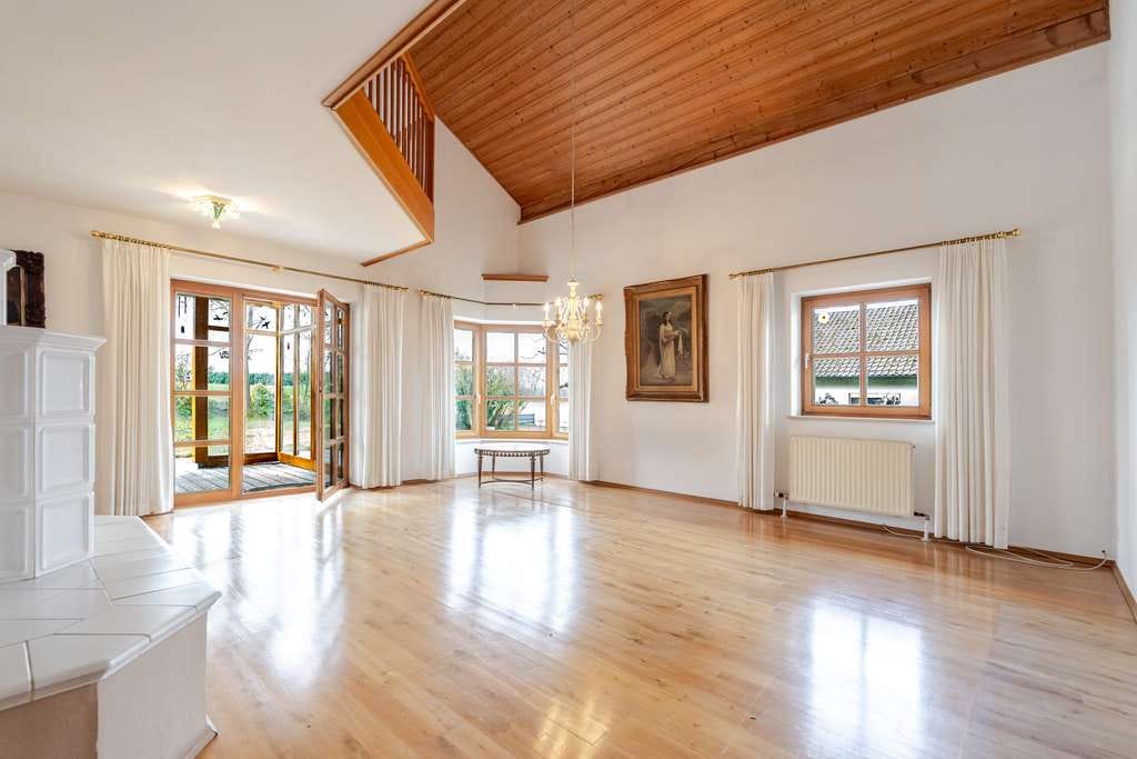 Immobilie in Salching - *Exklusives Einfamilienhaus samt Einliegerwohnung und großem Gartengrundstück* - Bild 4