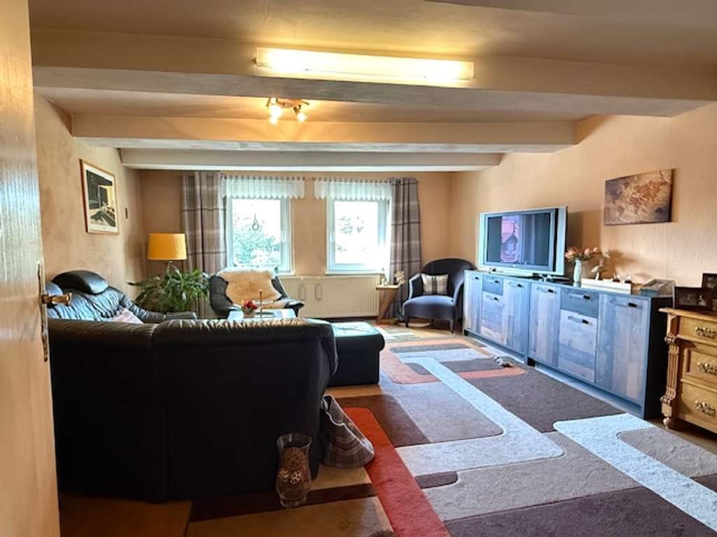 Immobilie in Blankenburg - Charmanter 4-Seiten-Hof  mit Einfamilienhaus und Garten - Bild 3