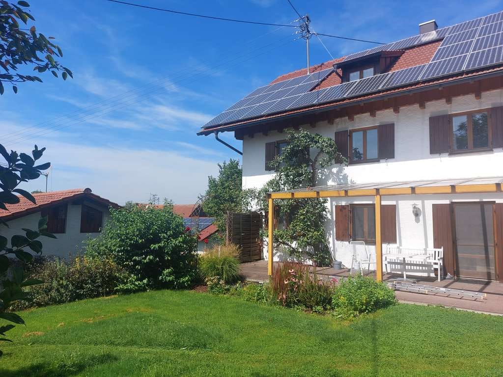 Immobilie in Westerheim - 3-Familien-Haus mit 2 Gärten und 2 Balkonen - Bild 2