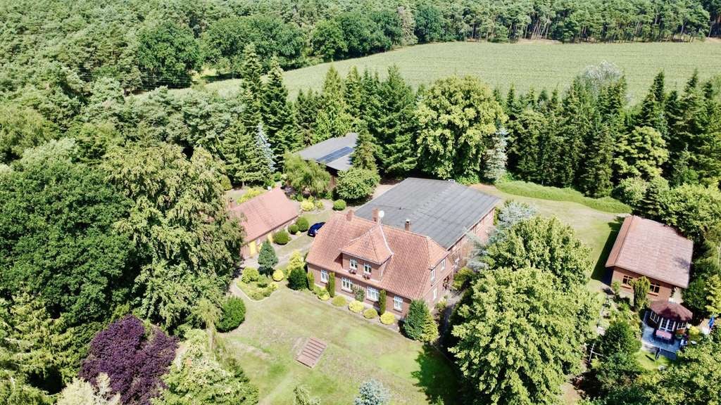 Immobilie in Teldau - Hier ist Platz für Ihre Ideen – Mehrfamilienhaus mit Gewerbe, Hallen und vielfältigen Nutzungsm� - Bild 0