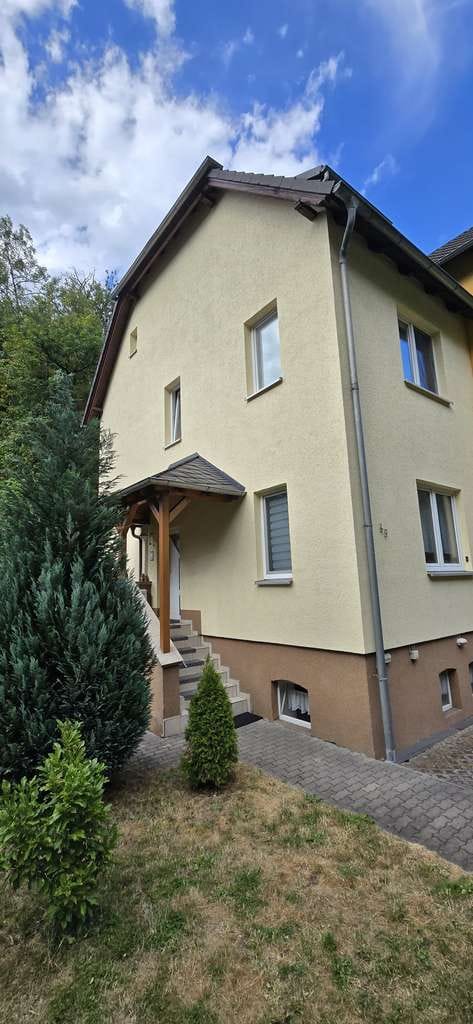 Immobilie in Leutenberg - Investieren mit Weitblick – Solides Mehrfamilienhaus in idyllischer Lage von Leutenberg - Bild 2