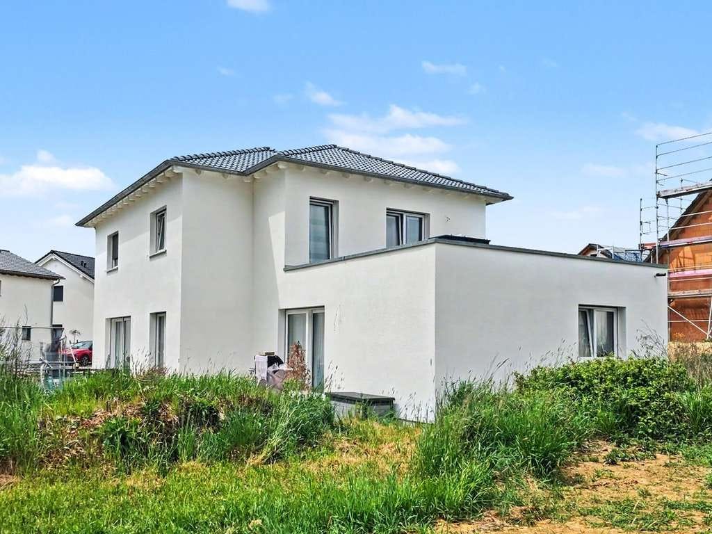 Immobilie in Altenmünster - Die Gelegenheit: perfektes Traumhaus sucht "Fertigstellung" in Altenmünster-Hennhofen - Bild 2