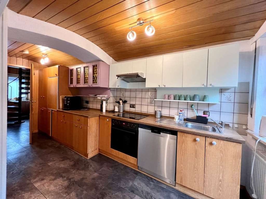 Immobilie in Föhren -  Gute Kapitalanlage, charm. Haus - Bild 2
