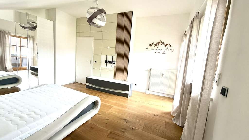 Immobilie in Kiefersfelden - neu renovierte und (teil)möbelierte Wohnung ohne Makler - Bild 2