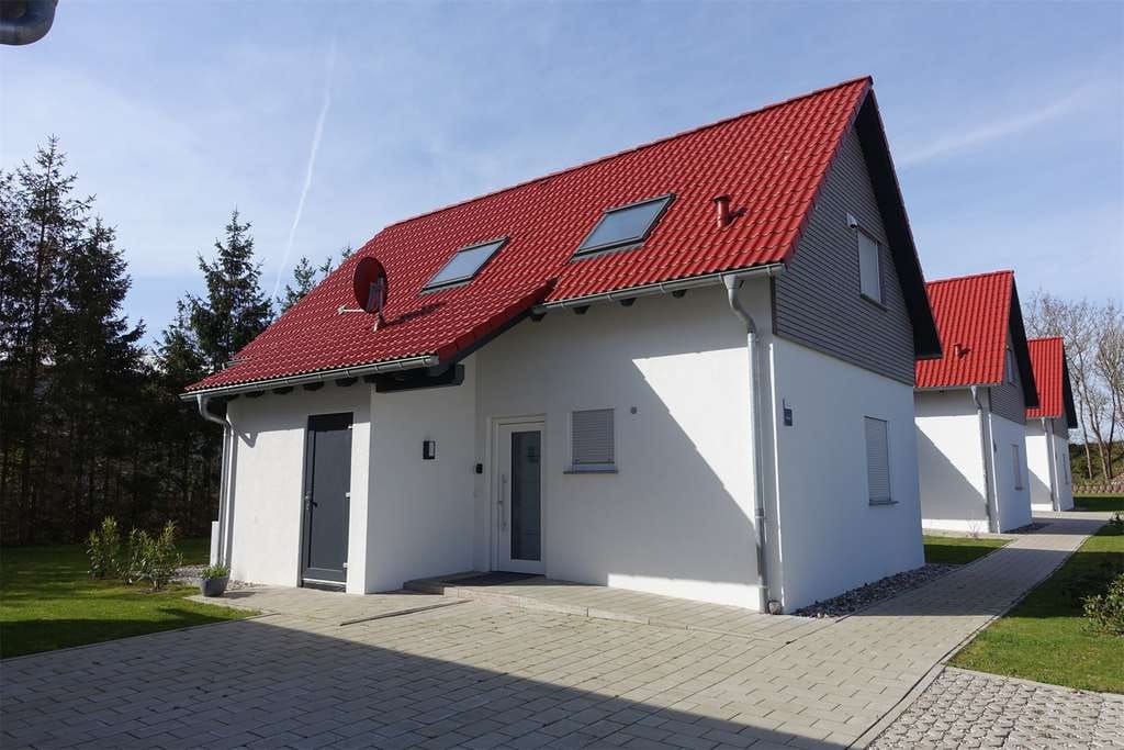 Immobilie in Insel Poel - Modernes Ferienhaus mit attraktiven Mieteinnahmen in einmaliger Lage zu verkaufen - Bild 1