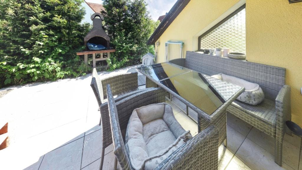 Immobilie in Röttenbach - Hier hat auch die große Familie viel Platz - Ihr neues zu Hause in Röttenbach! - Bild 3