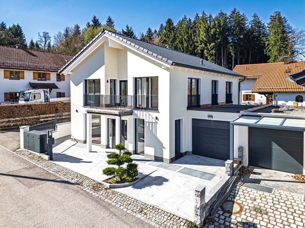 Immobilie in Warngau - Exklusives Einfamilienhaus mit 5,5 Zimmern in Osterwarngau - Bild 0