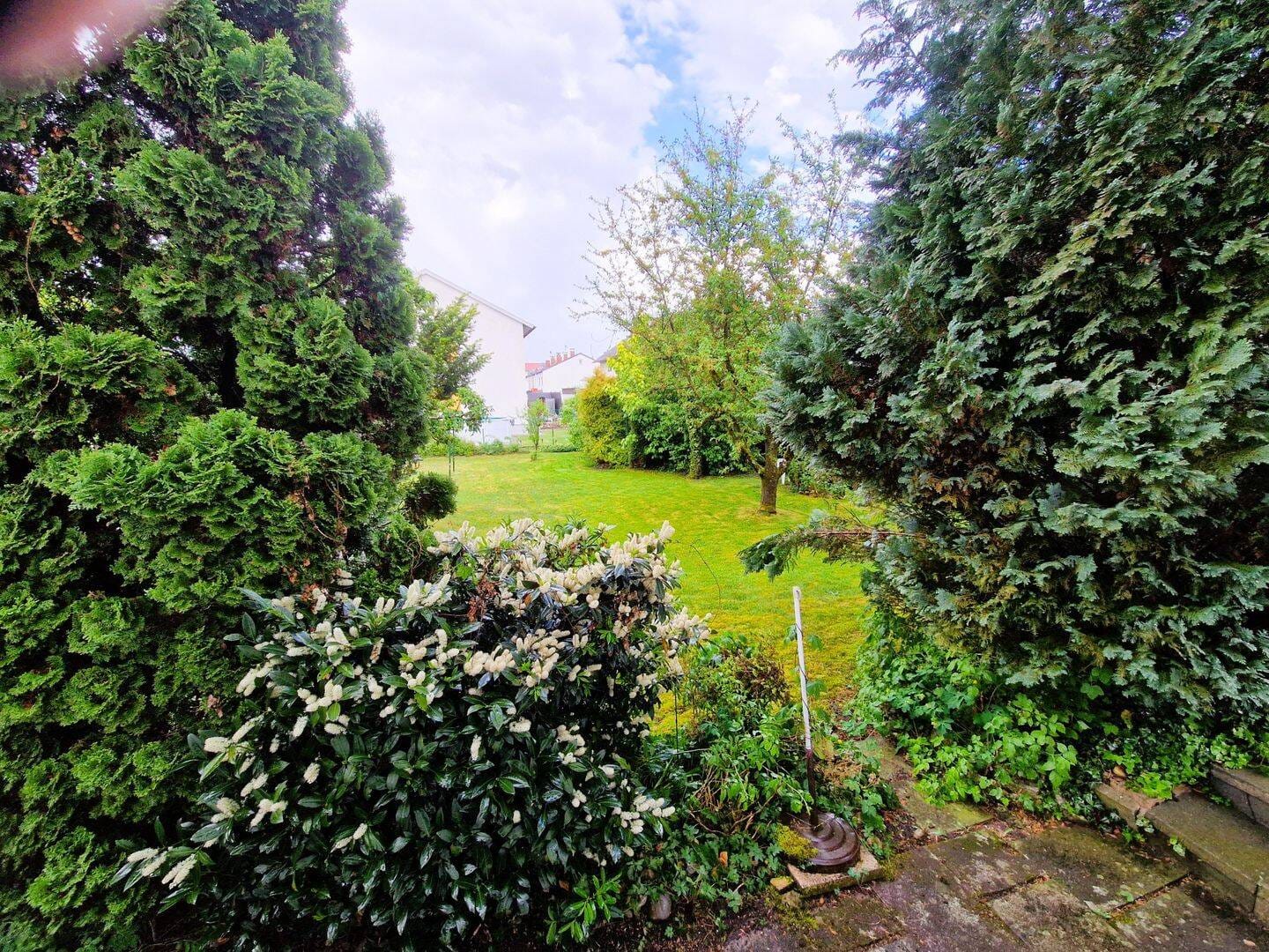 Immobilie in Aschau am Inn - Sehr ruhige Ortsrand-Lage - großer Garten - Bild 1