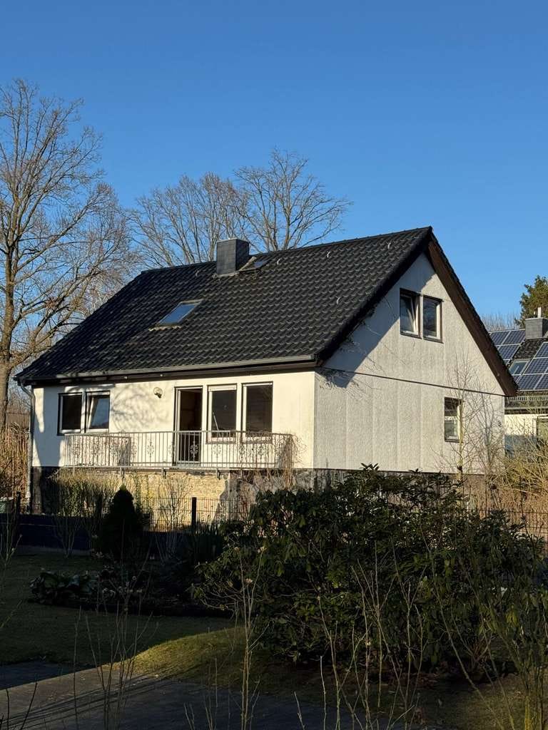 Immobilie in Hohen Neuendorf - Handwerkerobjekt! unterk. EFH zum eig. Ausbau, ca. 271 m² Wohn- u. Nutzfläche! Grundstück: 761 m² - Bild 0