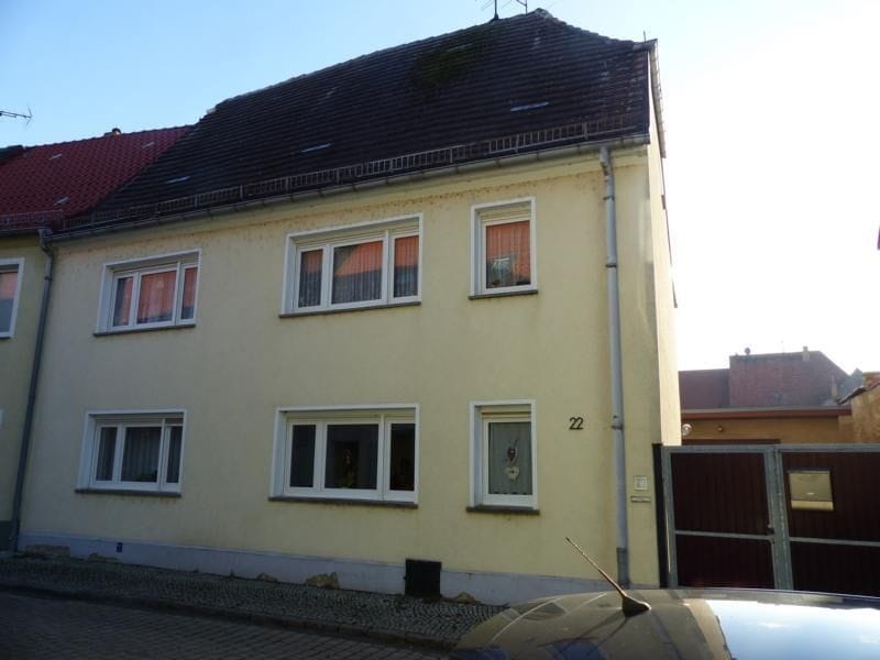Immobilie in Belgern-Schildau - Stadthaus mit Garten und Garage im Zentrum von Belgern ZU VERKAUFEN! - Bild 0