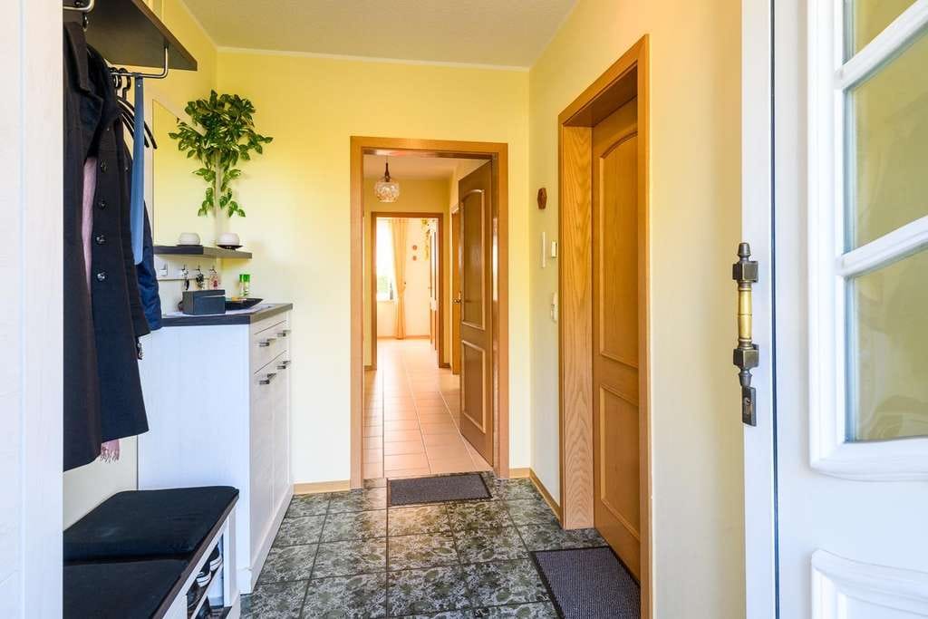 Immobilie in Elmenhorst/Lichtenhagen - Einfamilienhaus in Ostseenähe von privat zu verkaufen - Bild 2